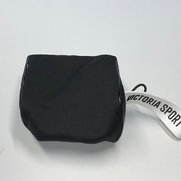 Victoria’s Secret Sport VSX Small Gym Cosmetics Bag - Picture 2 of 3